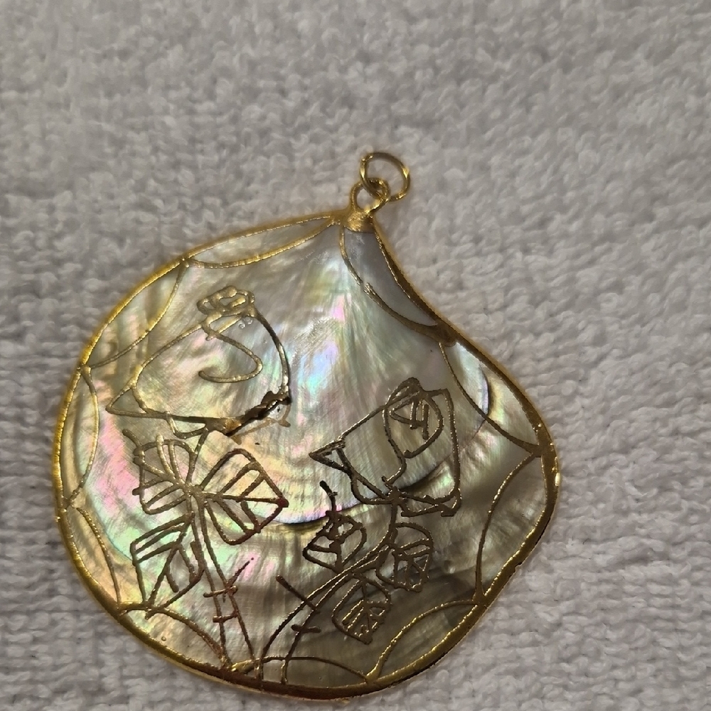 Iridescent Pendant with Gold Detailing